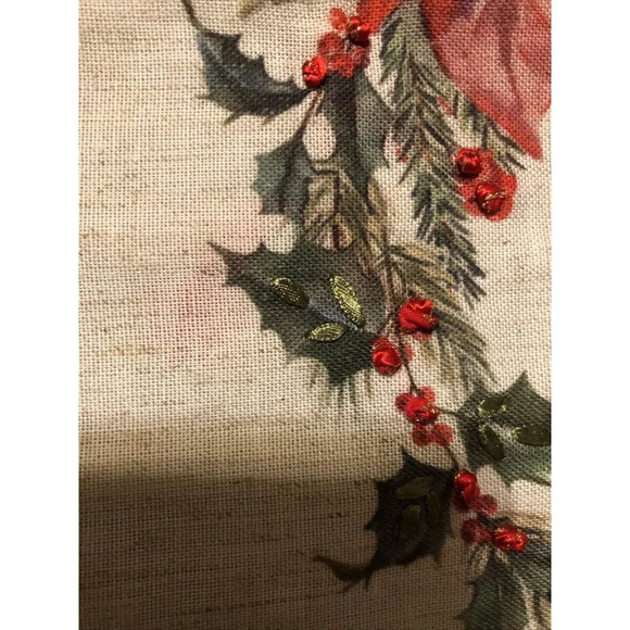 Christmas Cardinal Table Runner Wreath Poinsettia 13 X 69 Pom Poms - Picture 7 of 7